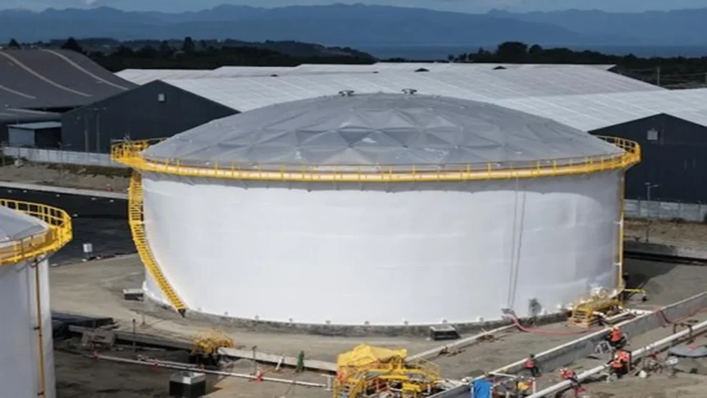 Aluminum geodesic dome installed in a marine environment, permanently exposed to airborne chlorides.