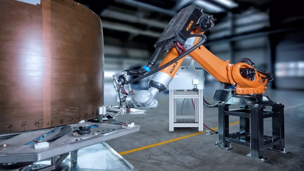 1 IMG 2 ING Automated ultrasonic testing for CFRP inspection copia