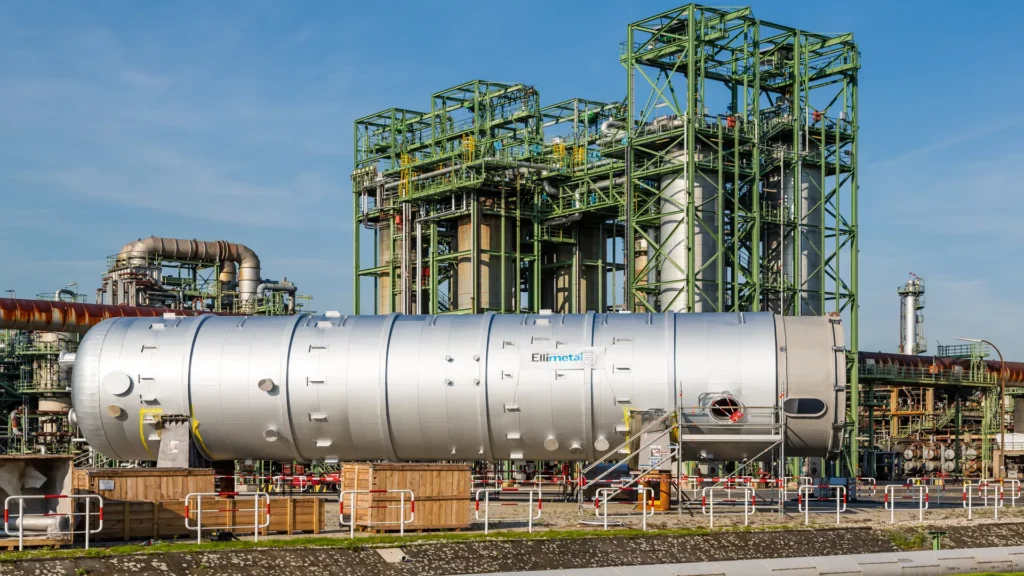 El monel en la industria del petróleo: Beneficios y aplicaciones estratégicas