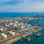 Terminal petrolera: Tipos, funciones operativas y activos críticos
