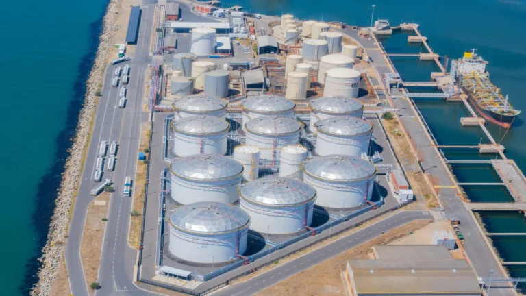 Recycled aluminum for geodesic domes of storage tanks