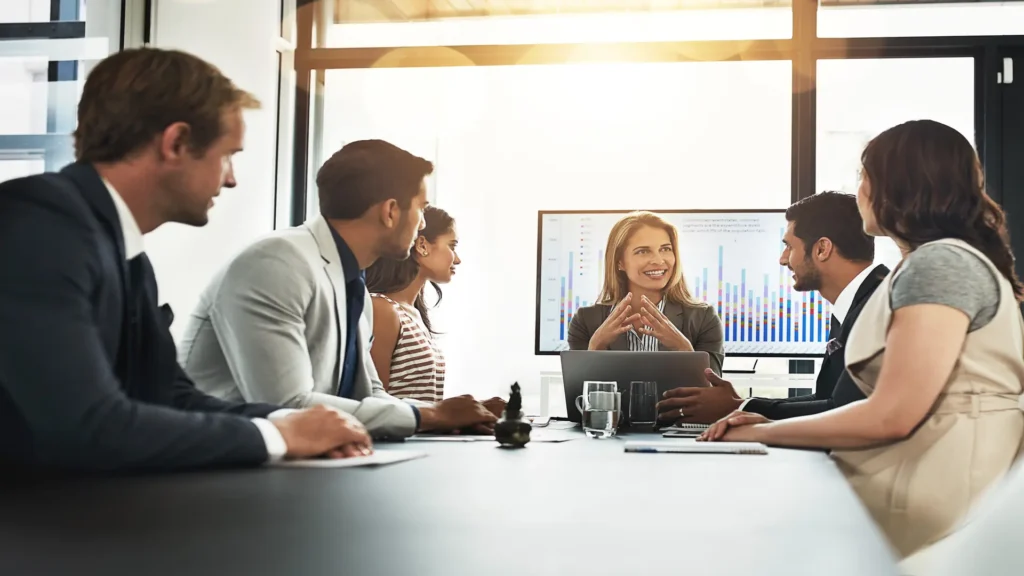 Gestión de talento en ingeniería: Atraer, retener y desarrollar talento digital.
