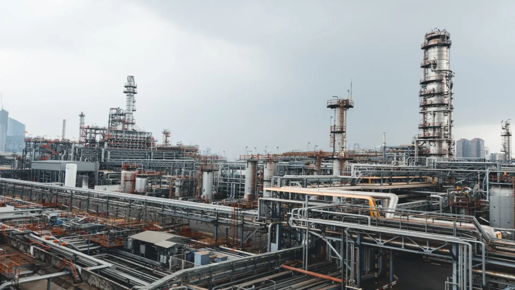 Filmogenic amines: Corrosion protection for aqueous systems