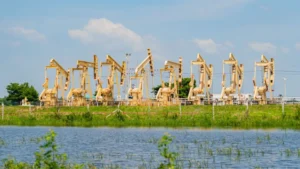 Egipto impulsa su producción energética con 4 nuevos pozos en el desierto occidental