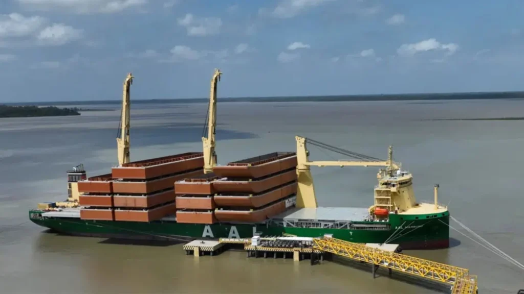 AAL consolidates its multipurpose service in South America with an unprecedented operation