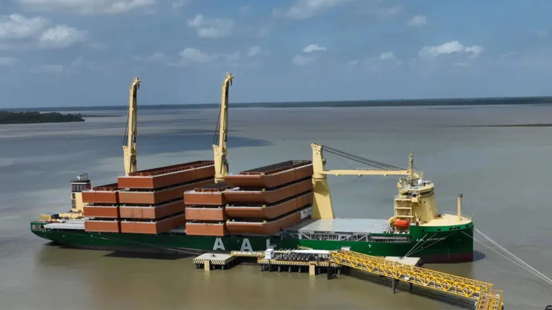 AAL Shipping lanza servicio MPP en Sudamérica con 16 barcazas