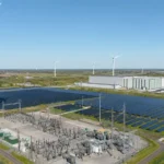 Acuerdos de energía renovable en un complejo híbrido con energía solar y eólica para la descarbonización industrial