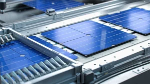 AIKO reemplaza plata por cobre para mejorar los módulos solares
