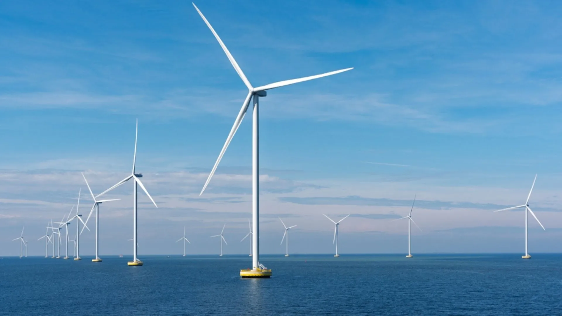 Parque eólico marino flotante Bellrock frente a Escocia, donde Aker Solutions estudiará la infraestructura eléctrica del proyecto.