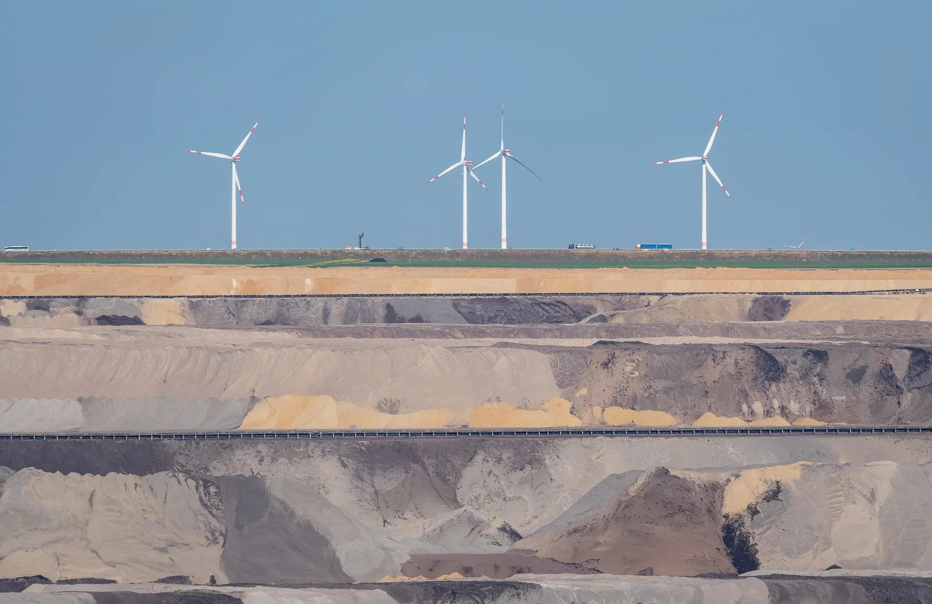 High Costs in Mining: How Renewable Energy Is Transforming the Sector’s Competitiveness.