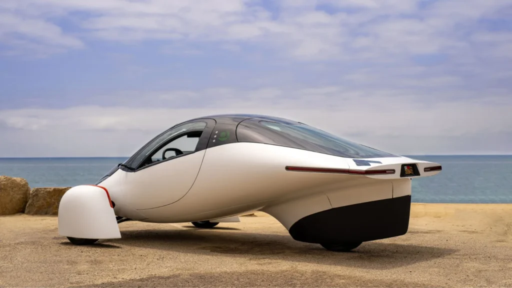 Foto del vehículo eléctrico solar de Aptera