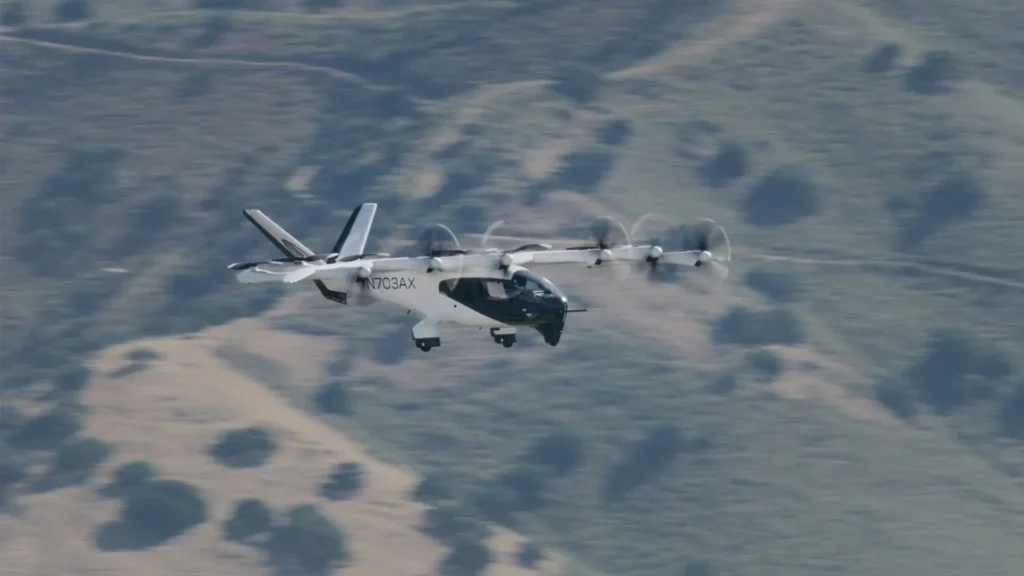 Archer advances Midnight certification with its first manned flight