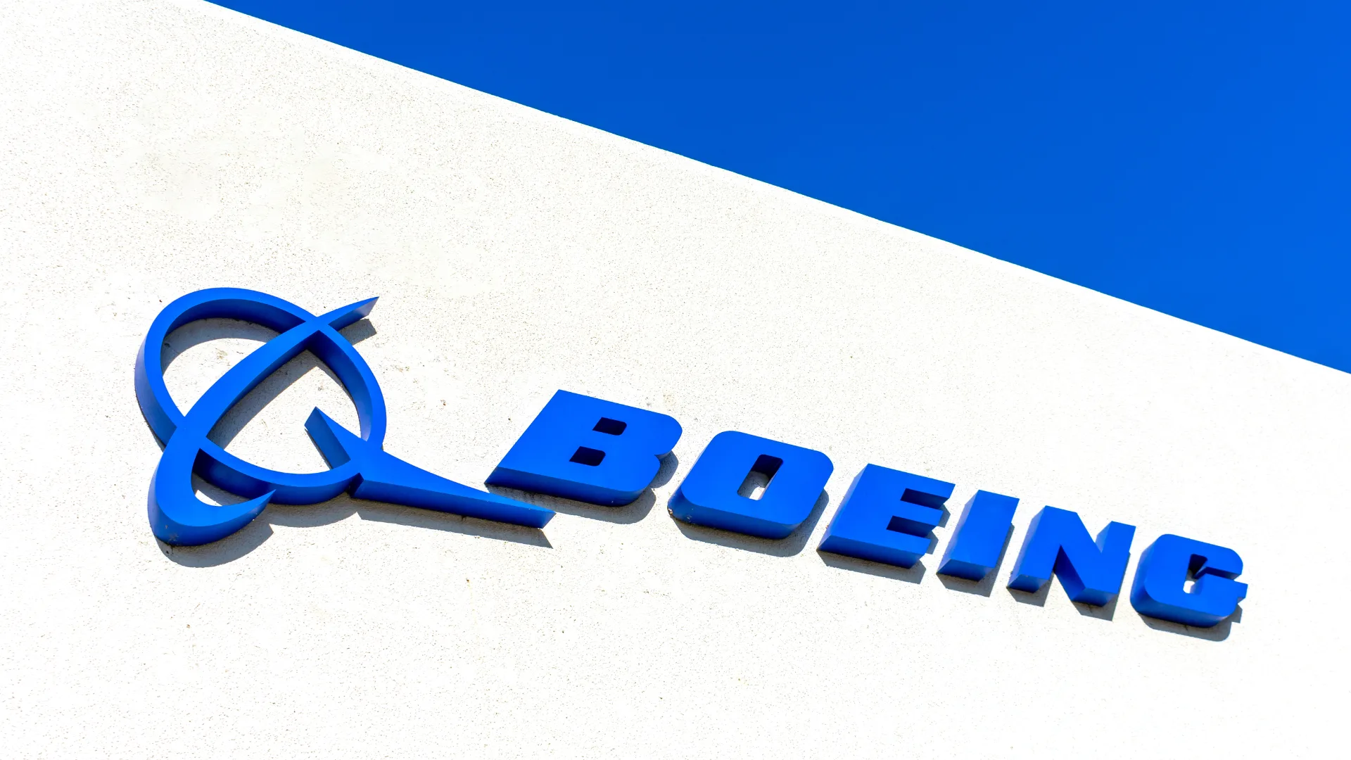 Boeing y Airbus no acelerar nuevos aviones