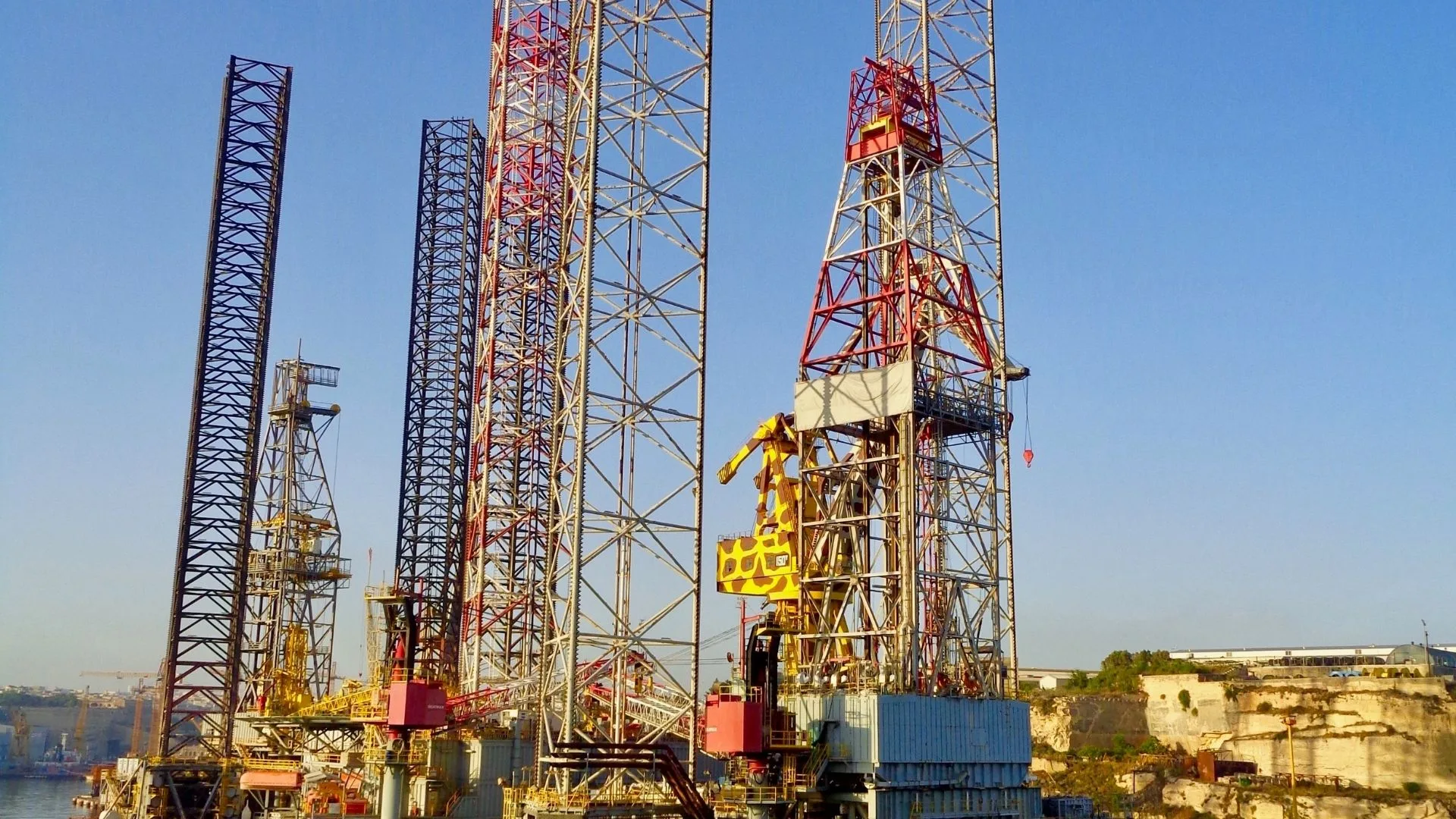 Block 1 CBK contaría con 3.600 millones de barriles de petróleo en Sudáfrica