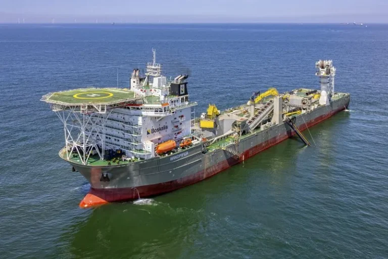 Boskalis inicia operaciones del Windpiper, el mayor buque de instalación de roca submarina para parques eólicos marinos