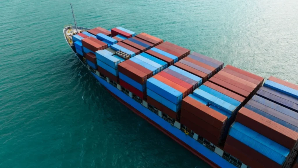 European vessel crosses the Strait of Hormuz amidst war