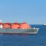 Buques de GNL regresan al estrecho de Ormuz