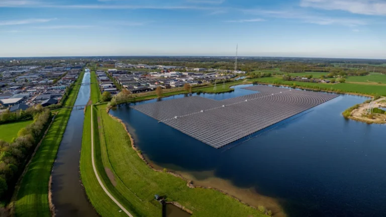 CIP comienza Solar project de 420 MW con baterías en México