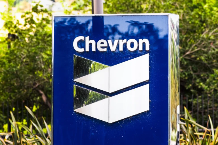 Chevron empresa proveedora de gas natural de la cuenca de Permian para el suministro eléctrico de centros de datos en Texas.