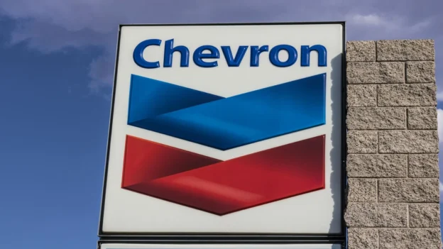 Chevron firma acuerdo para posible exploración de gas