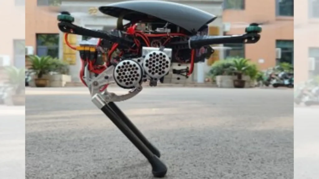 China desarrolla robot bípedo asistido por rotor