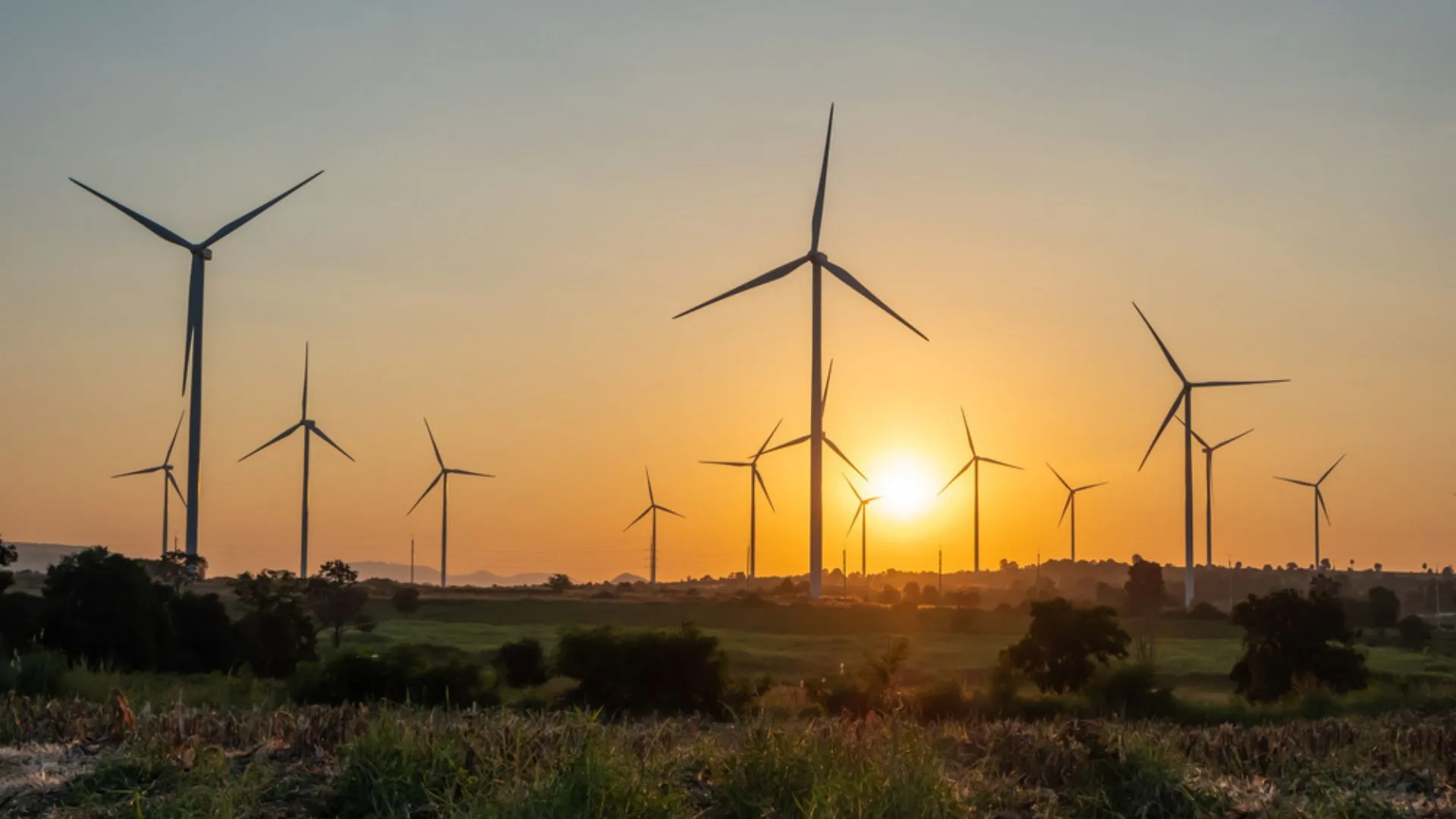 CleanMax asegura millones para energía renovable