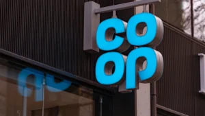 CMA alerta por riesgos de competencia en la compra de Southern Co-op