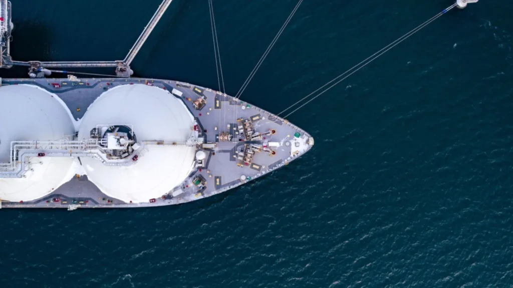 El proyecto Commonwealth LNG alcanza la decisión final de inversión