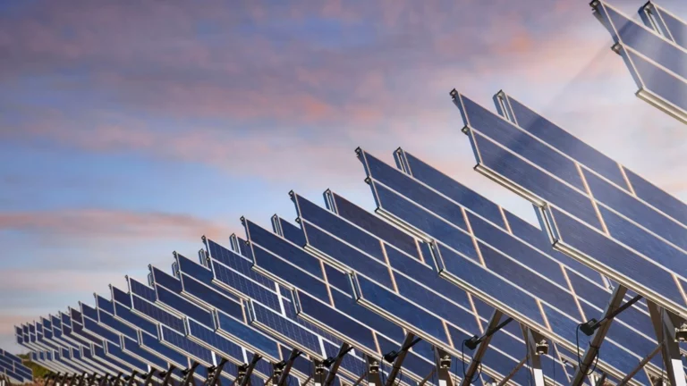 Construirán dos plantas fotovoltaicas en Guatemala