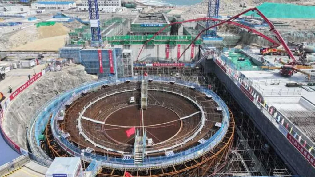 Construyen la unidad 1 en la central nuclear de Lufeng, China