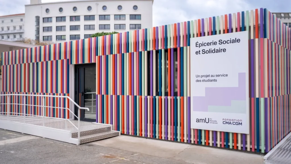 Solidarity mini-market transforms student life in Marseille