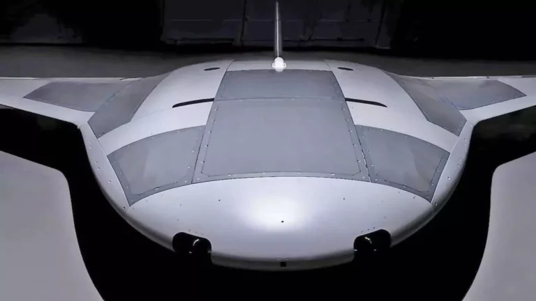 Crean dron submarino de patrullaje en forma de manta raya