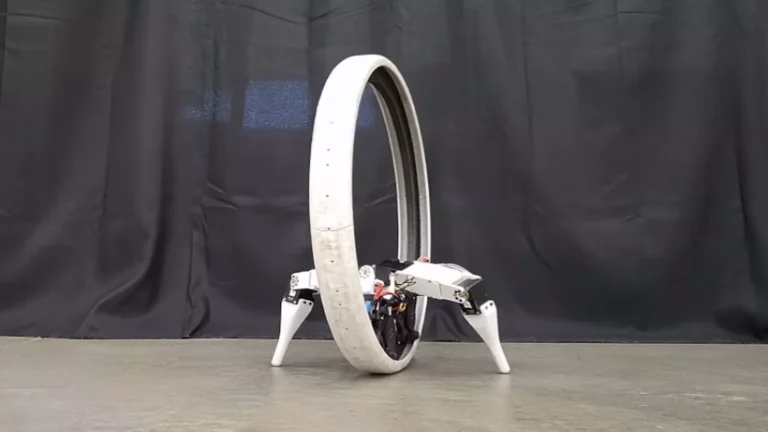 Crean robot monociclo con patas Ringbot
