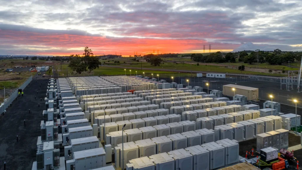 DTEK and Fluence start up the largest battery system in Ukraine
