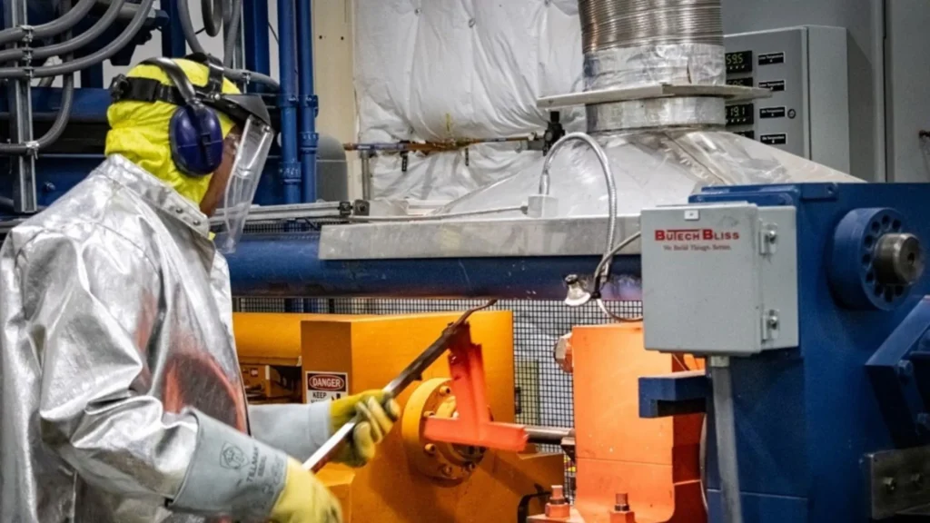 Desarrollan un nuevo combustible nuclear más seguro