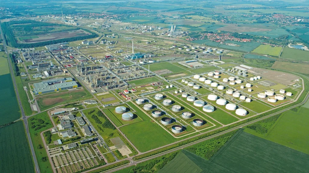 Descarbonizan refinería alemana con suministro de hidrógeno