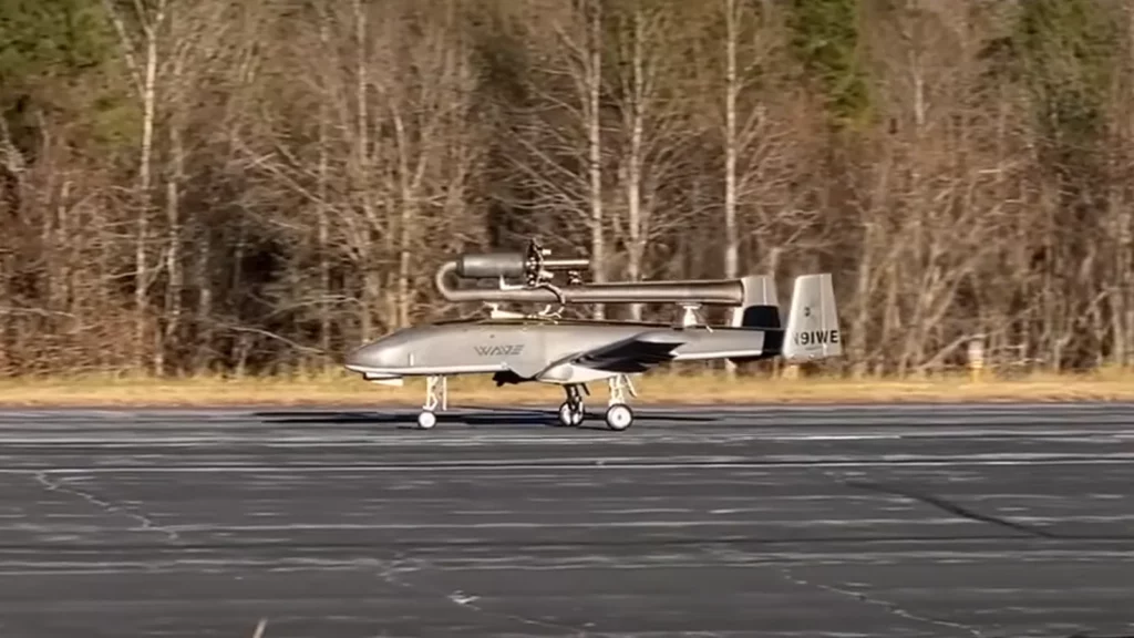 Dron realiza vuelo propulsado por un motor de ondas de presión