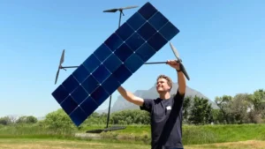 Dron solar sin batería vuela con luz del sol como única fuente