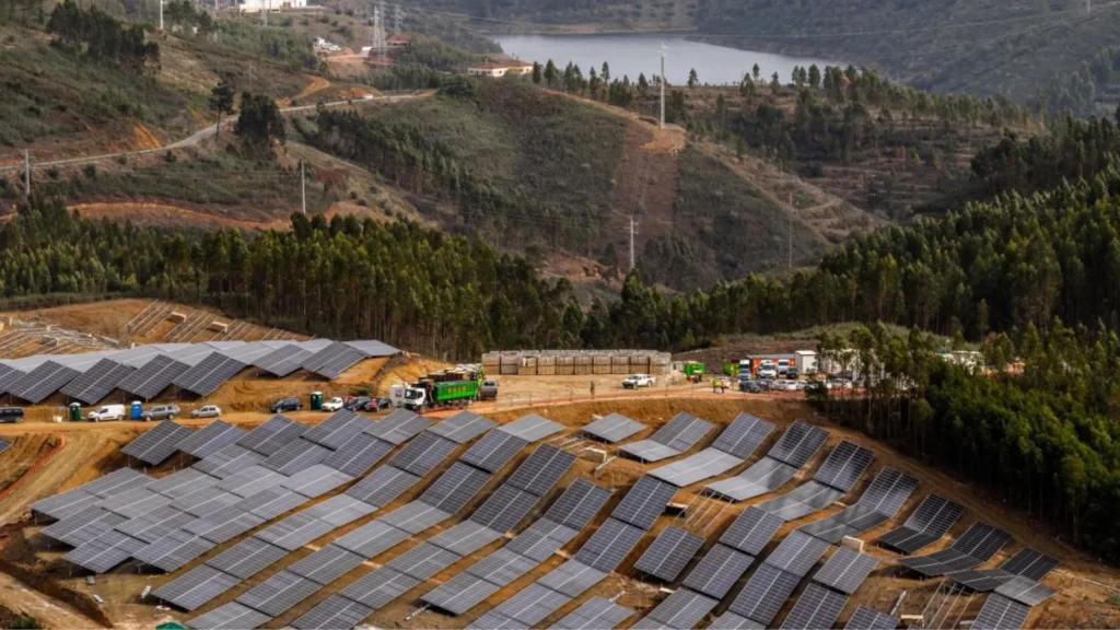 EDP inaugurates its first solar-hydroelectric hybrid farm in Portugal