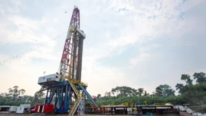 Petroecuador impulsa producción petrolera con nuevo pozo en el Campo Sacha