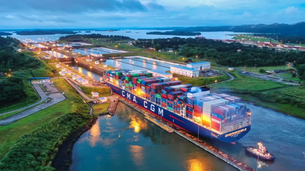 El Canal de Panamá y las nuevas medidas regulatorias para los portacontenedores