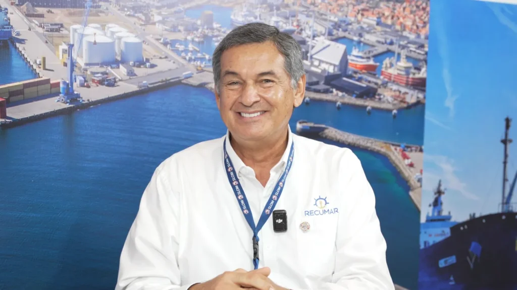 El Capitán Ricardo Izquierdo, compartió su visión sobre los desafíos de los terminales marítimos en América Latina.