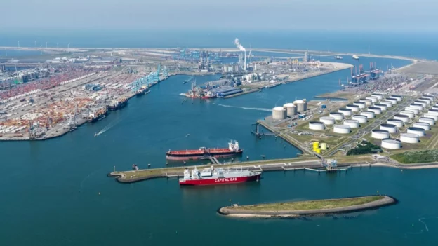 El Puerto de Rotterdam disminuyó emisiones
