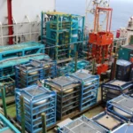 El alcance del proyecto y coordinación operativa para los pozos marinos