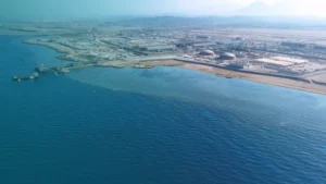 La planta de hidrógeno verde del proyecto NEOM avanza hasta un 80% tras informes de NGHC