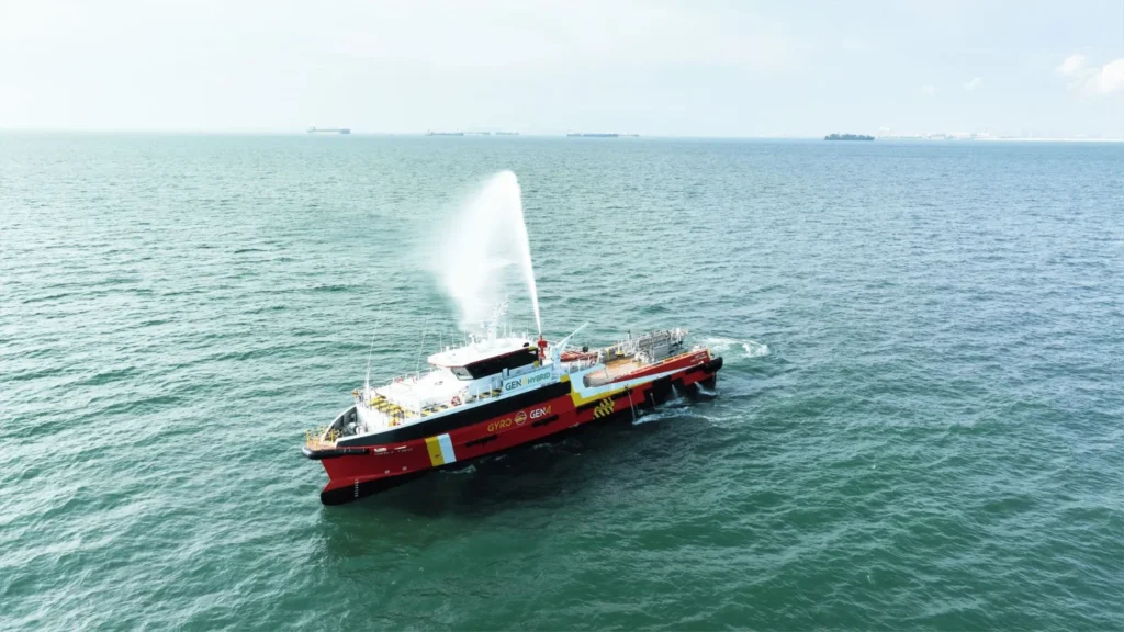 El primer barco tripulado híbrido de Centus Marine y Strategic Marine