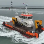 El bautizo y entrega del Multi Cat 3113