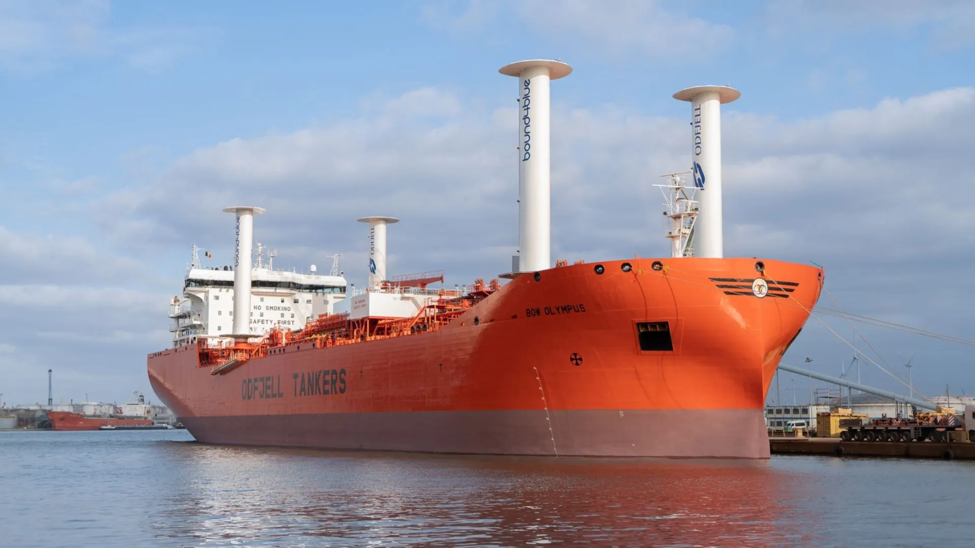 El buque Odfjell equipado con tecnología velas de succión Bound4Blue