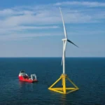 El despliegue de la plataforma eólica flotante TetraSpar en aguas noruegas