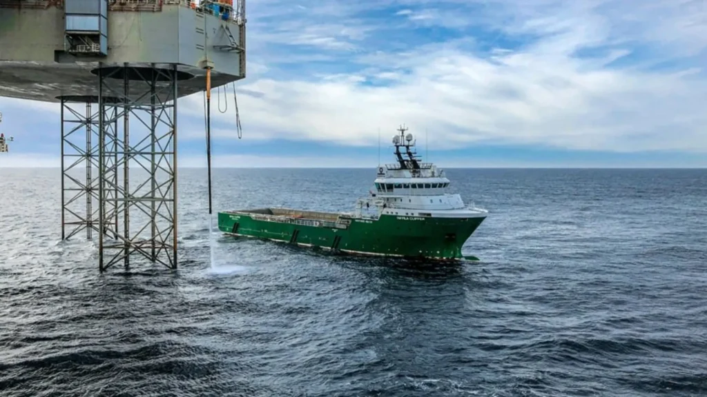 El enfoque normativo y la seguridad en las operaciones marítimas